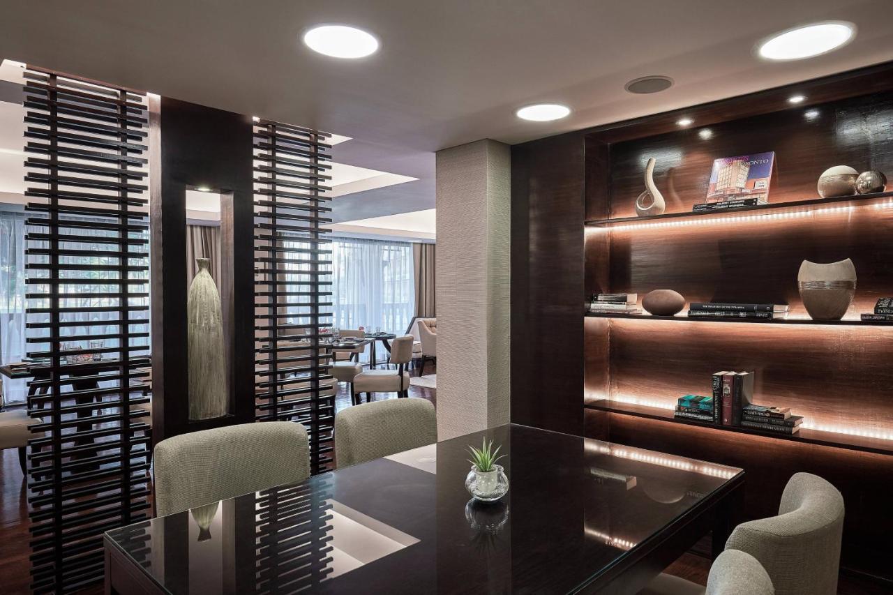 Hotel Marriott Mena House, Cairo Giza Esterno foto The interior of a private suite at the airport