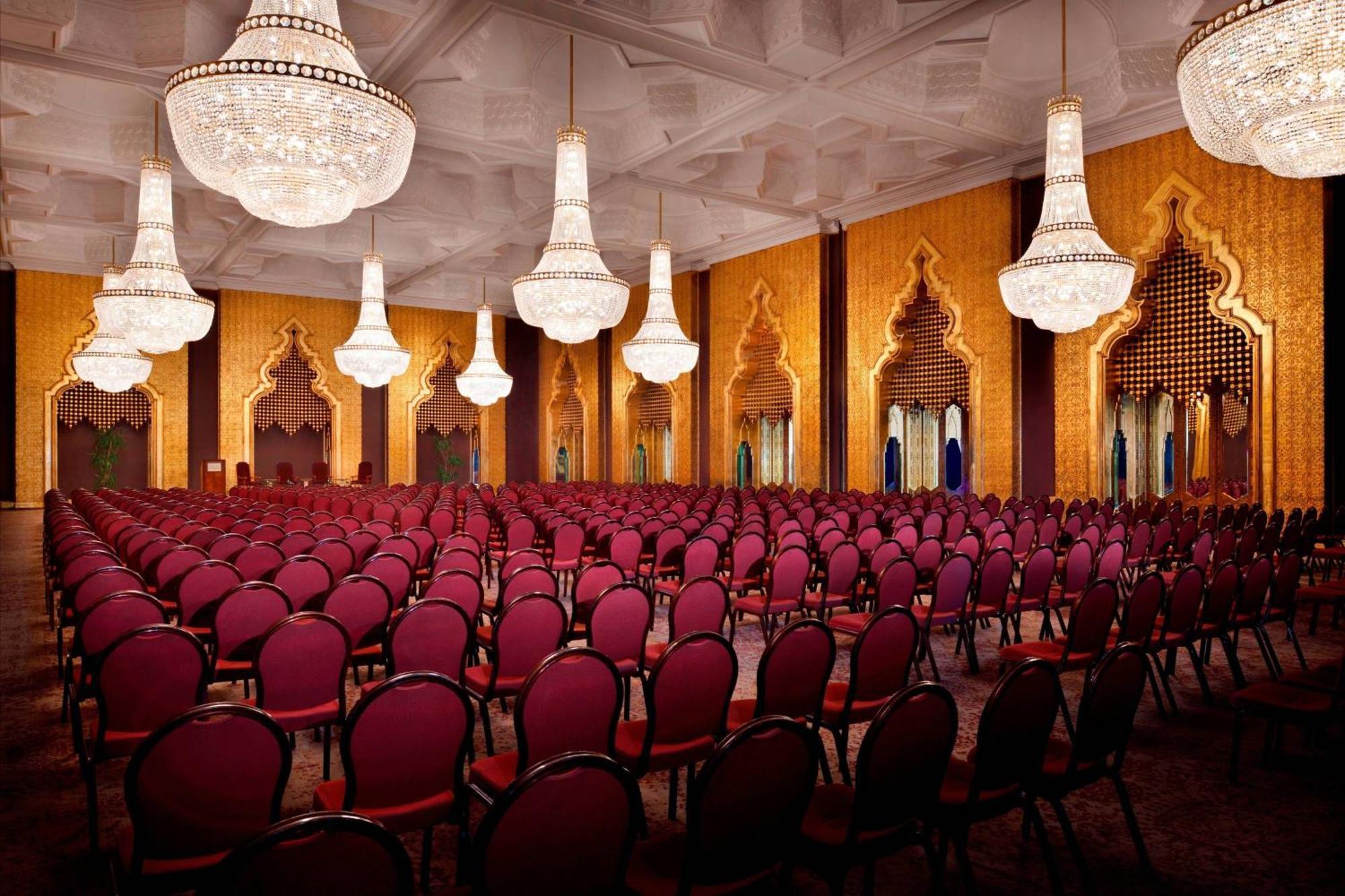 Hotel Marriott Mena House, Cairo Giza Esterno foto The main hall of the university